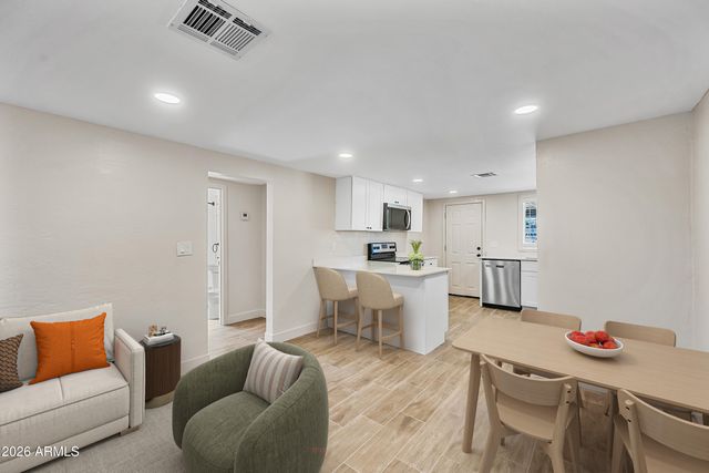 750 W 1ST Place, Mesa, AZ 85201