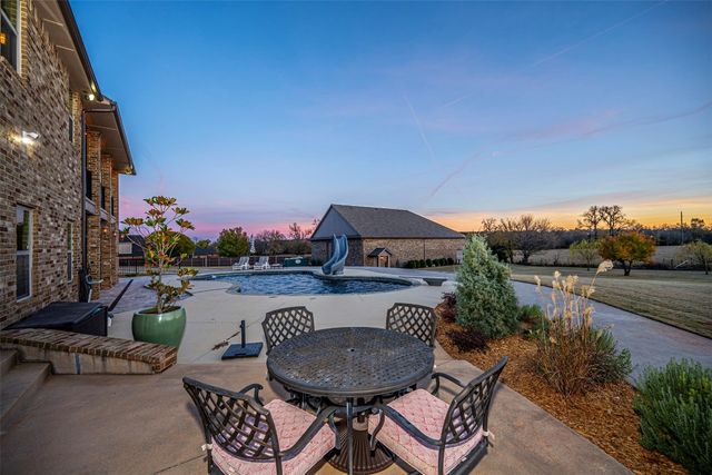 1754 High Ridge Drive, Blanchard, OK 73010