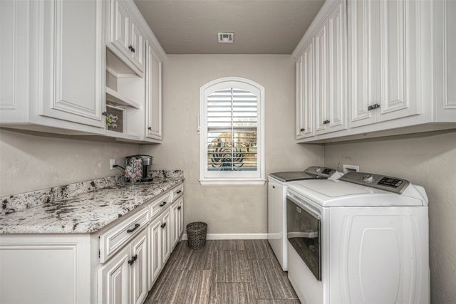 1754 High Ridge Drive, Blanchard, OK 73010