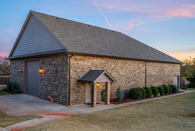 1754 High Ridge Drive, Blanchard, OK 73010