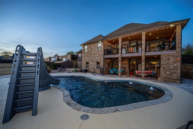 1754 High Ridge Drive, Blanchard, OK 73010