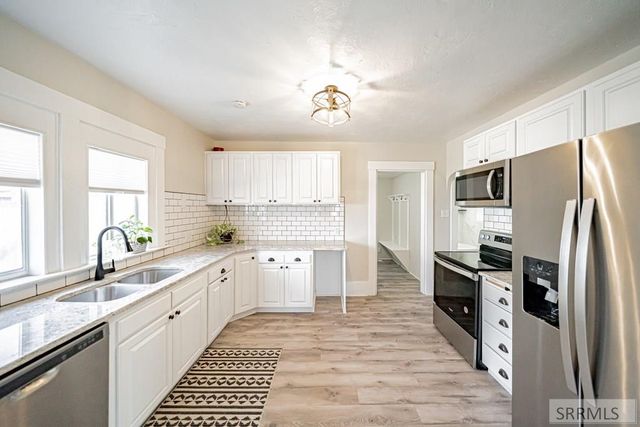 491 S Park Avenue, Shelley, ID 83274