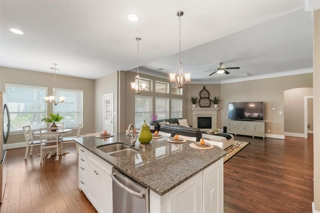 8206 Caroline Ridge Drive, Humble, TX 77396