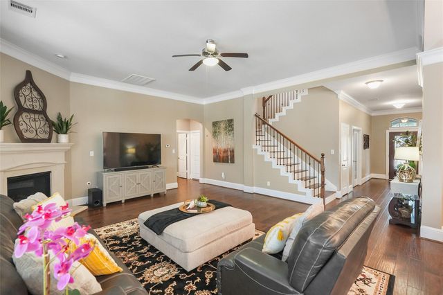 8206 Caroline Ridge Drive, Humble, TX 77396
