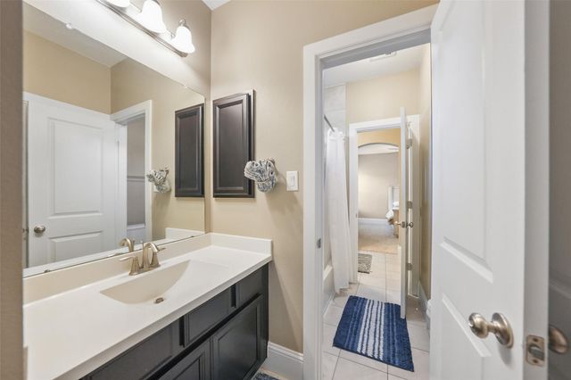 8206 Caroline Ridge Drive, Humble, TX 77396