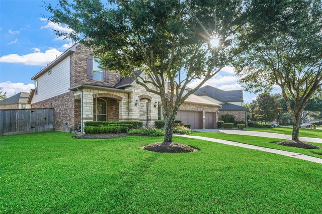 8206 Caroline Ridge Drive, Humble, TX 77396