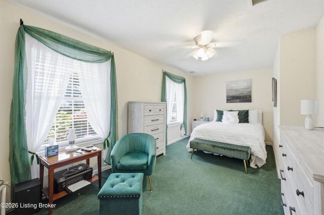 4815 Glenna Way, Louisville, KY 40219