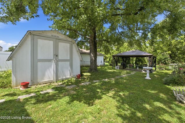 4815 Glenna Way, Louisville, KY 40219