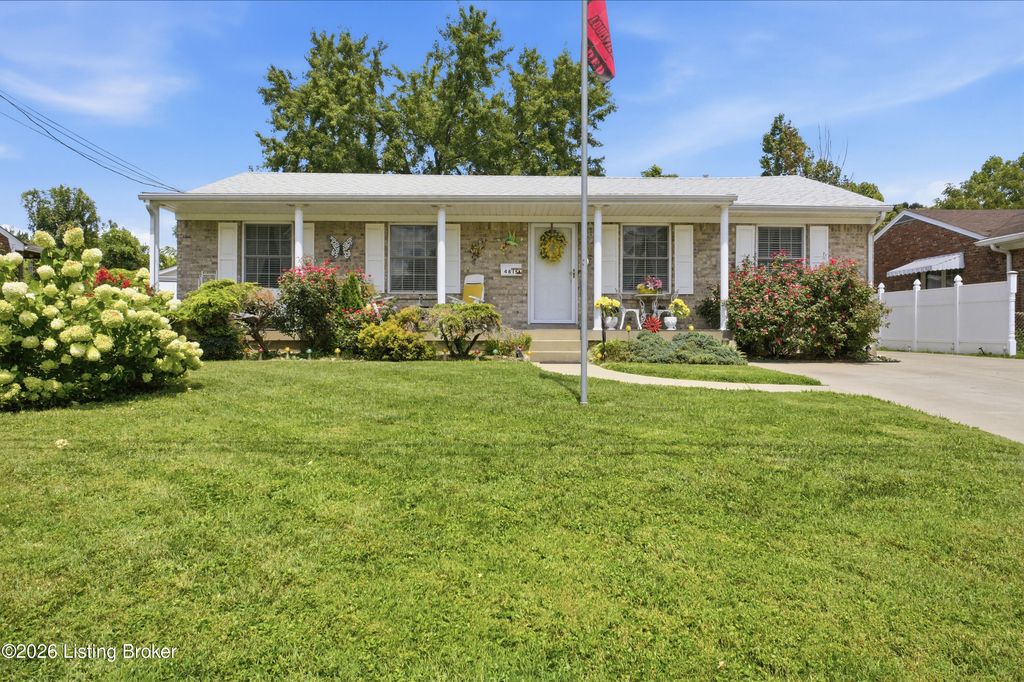 4815 Glenna Way, Louisville, KY 40219