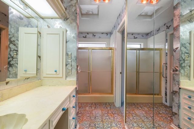 1214 Brook Hollow Court, Bryan, TX 77802