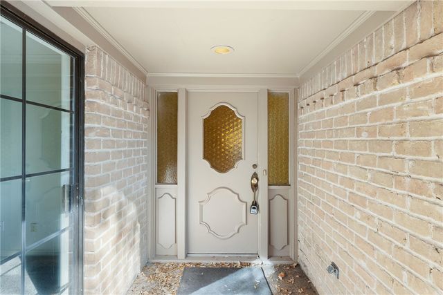 1214 Brook Hollow Court, Bryan, TX 77802