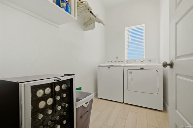 1912 Highland, Seguin, TX 78155