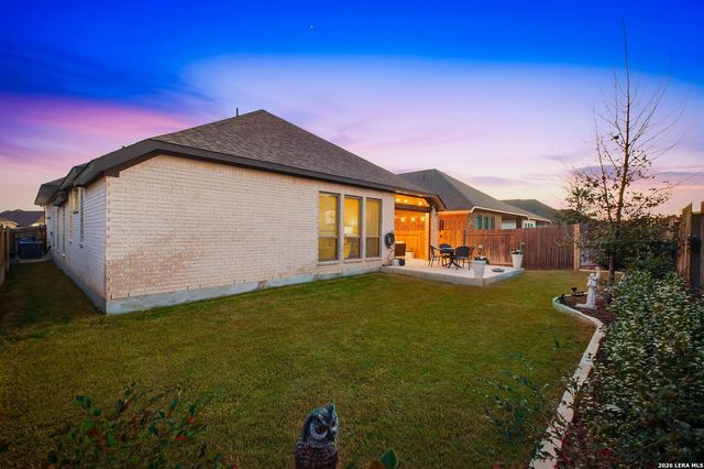 1912 Highland, Seguin, TX 78155