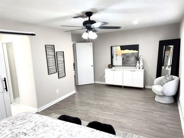 11010 Sageburrow Drive, Houston, TX 77089