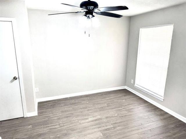 11010 Sageburrow Drive, Houston, TX 77089