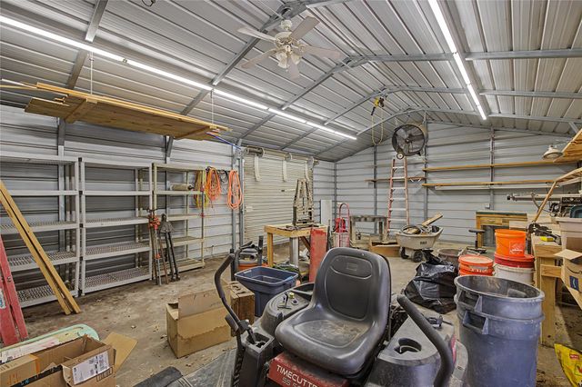 1701 Central Road, Weatherford, TX 76088