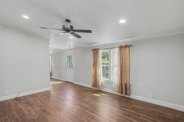 1701 Central Road, Weatherford, TX 76088