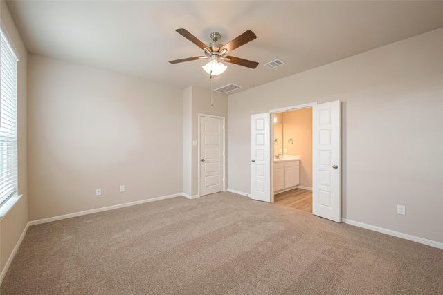 3414 Rolling River Drive, Baytown, TX 77521