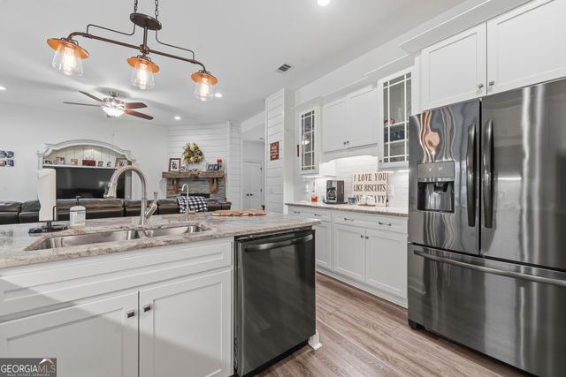 393 Scuffleboro Road, Eatonton, GA 31024