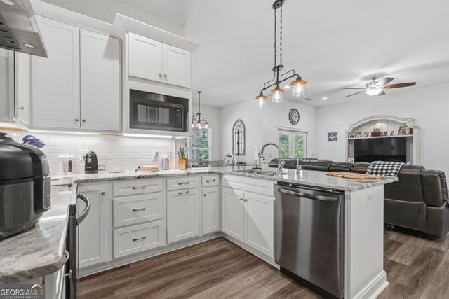 393 Scuffleboro Road, Eatonton, GA 31024