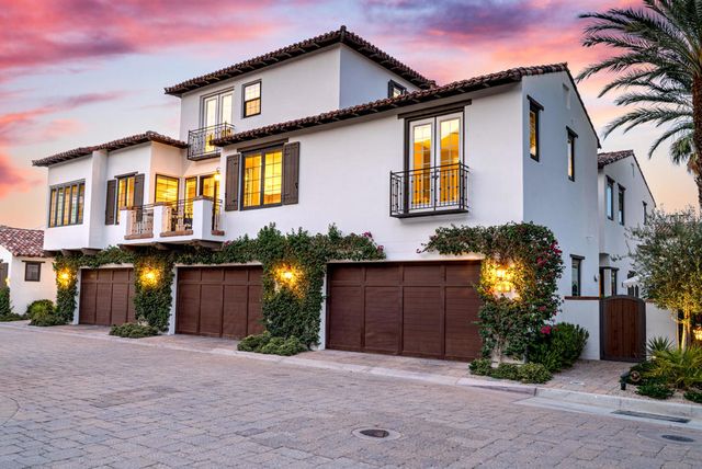 233 Calle La Soledad, Palm Springs, CA 92262