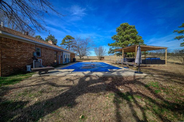 145 Thompson Drive, Floral, AR 72534