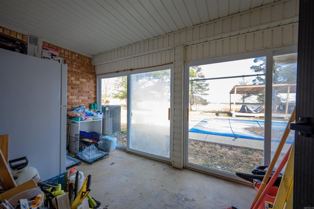 145 Thompson Drive, Floral, AR 72534