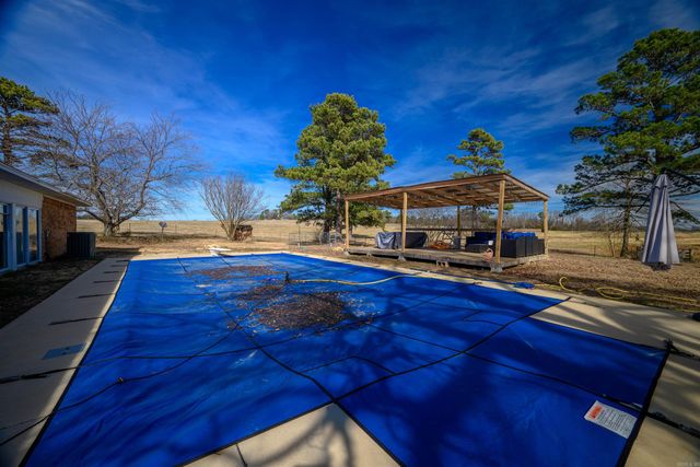 145 Thompson Drive, Floral, AR 72534