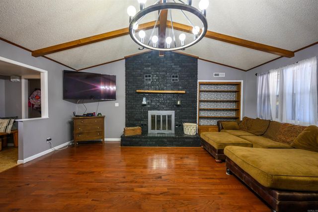 145 Thompson Drive, Floral, AR 72534