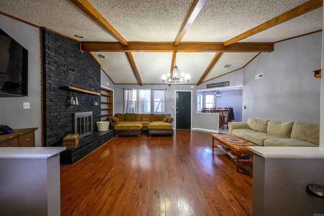 145 Thompson Drive, Floral, AR 72534