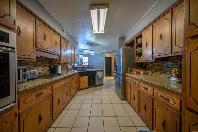 145 Thompson Drive, Floral, AR 72534