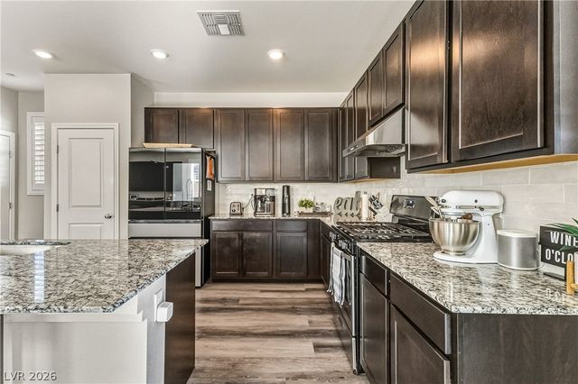 5390 Robinera Court, Las Vegas, NV 89166