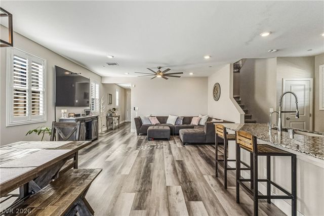 5390 Robinera Court, Las Vegas, NV 89166