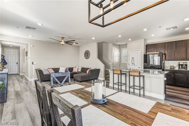 5390 Robinera Court, Las Vegas, NV 89166