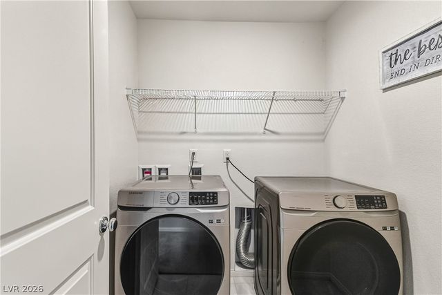 5390 Robinera Court, Las Vegas, NV 89166