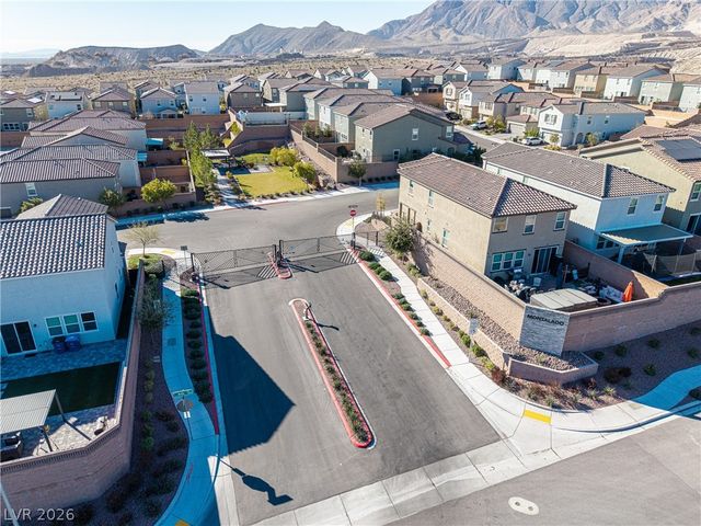 5390 Robinera Court, Las Vegas, NV 89166