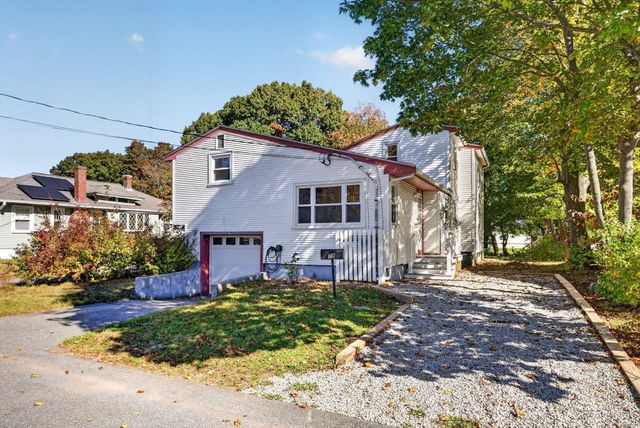 79 Bonney St, Brockton, MA 02302