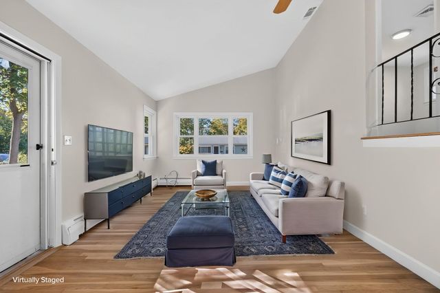 79 Bonney St, Brockton, MA 02302