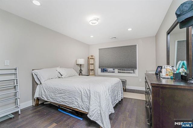 171 Pleasant Avenue, Englewood, NJ 07631