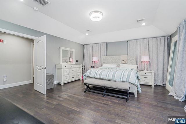 171 Pleasant Avenue, Englewood, NJ 07631