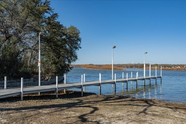 1409 Spinnaker Lane, Azle, TX 76020