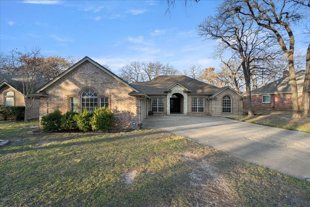 1409 Spinnaker Lane, Azle, TX 76020