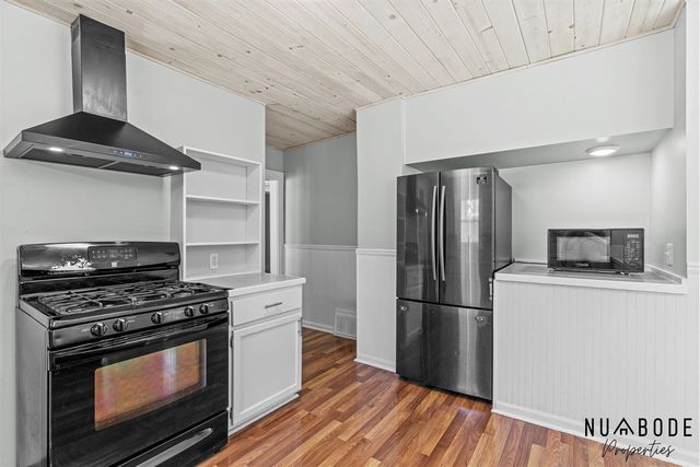 215 Williams Street, Spring Lake, MI 49456