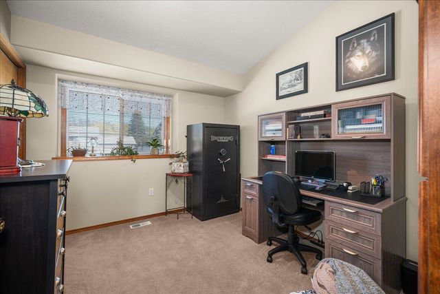 2818 S Newer Ct, Veradale, WA 99037