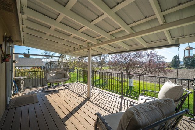 2818 S Newer Ct, Veradale, WA 99037