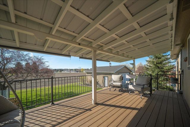 2818 S Newer Ct, Veradale, WA 99037
