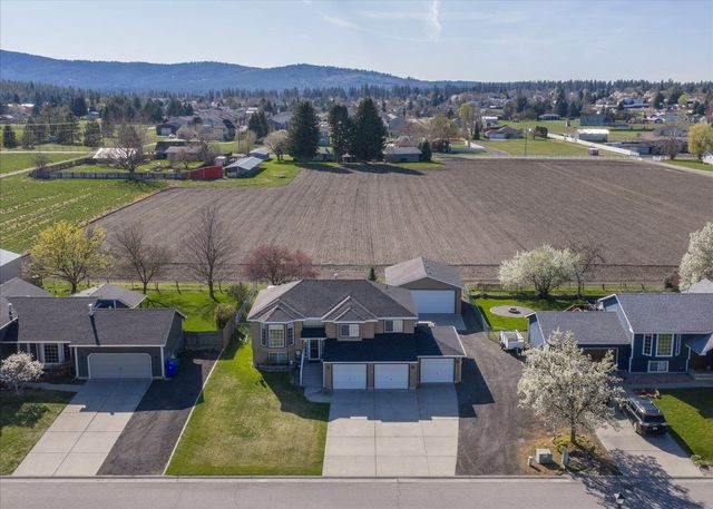 2818 S Newer Ct, Veradale, WA 99037
