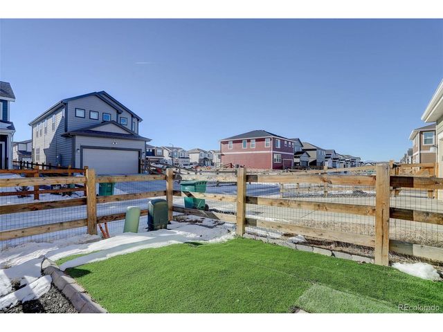 28418 E 8th Pl, Watkins, CO 80137
