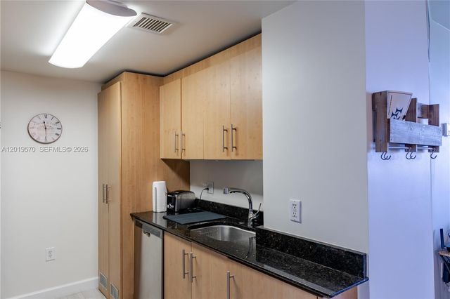 10275 Collins Ave 634, Bal Harbour, FL 33154