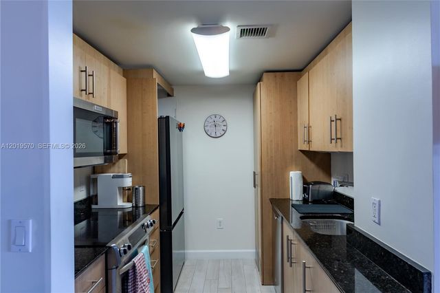 10275 Collins Ave 634, Bal Harbour, FL 33154